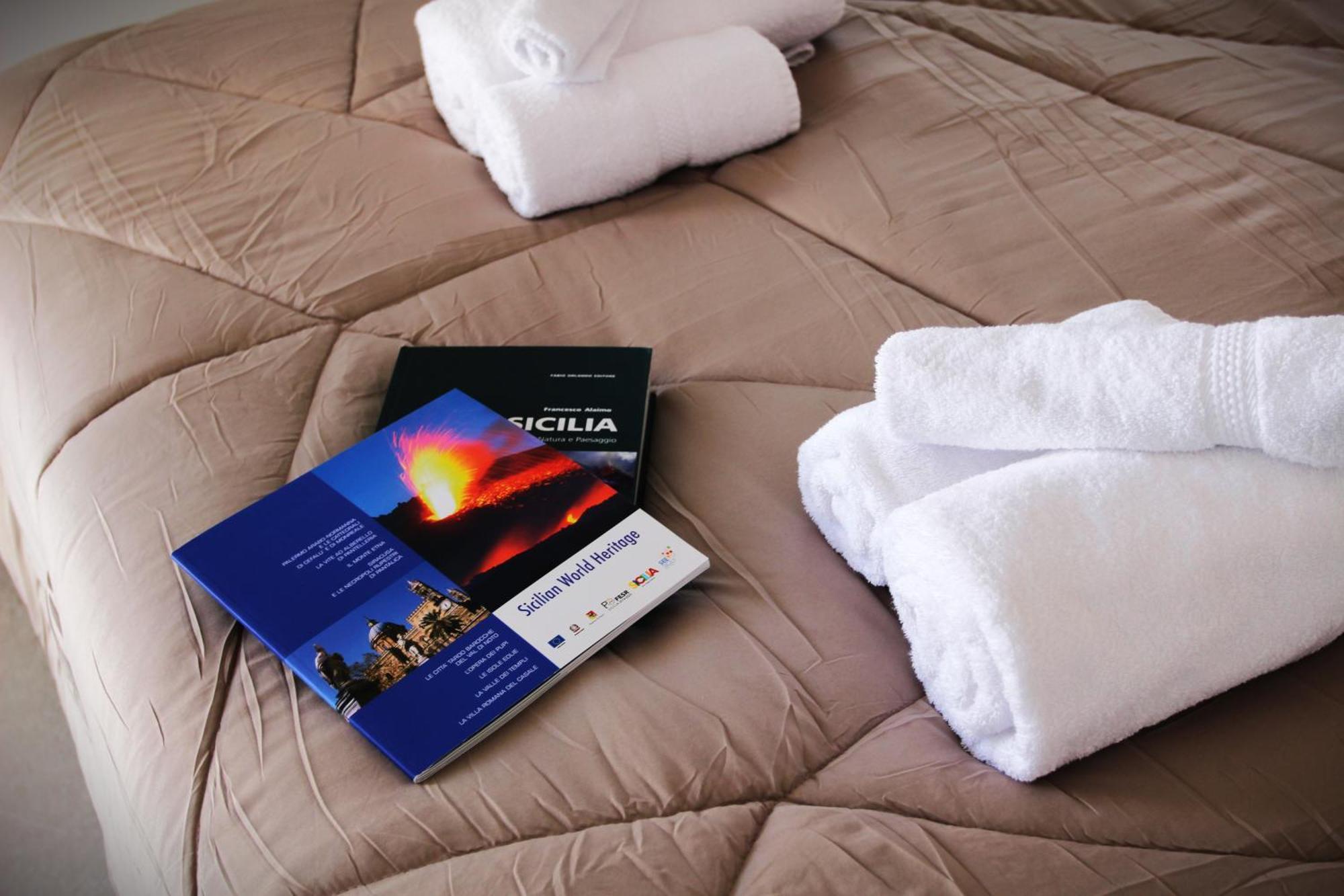 Ophelia - Luxury House Hotel Ioppolo Giancaxio Ngoại thất bức ảnh